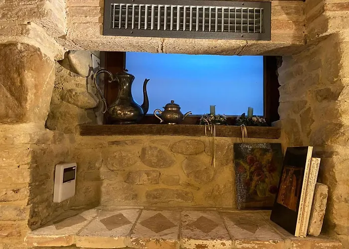 Le Tre Scimmiette Λαντσιάνο